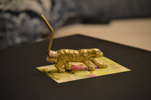 Load image into Gallery viewer, Vibhsa Handcrafted Cheetah Ring Holder (Golden)