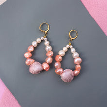Load image into Gallery viewer, Candy Shell Pearl Earrings
