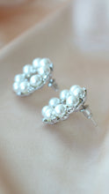Load image into Gallery viewer, 14 Karats Gold Plated Vintage Geometric Stud Earrings, Pearls Earringsz
