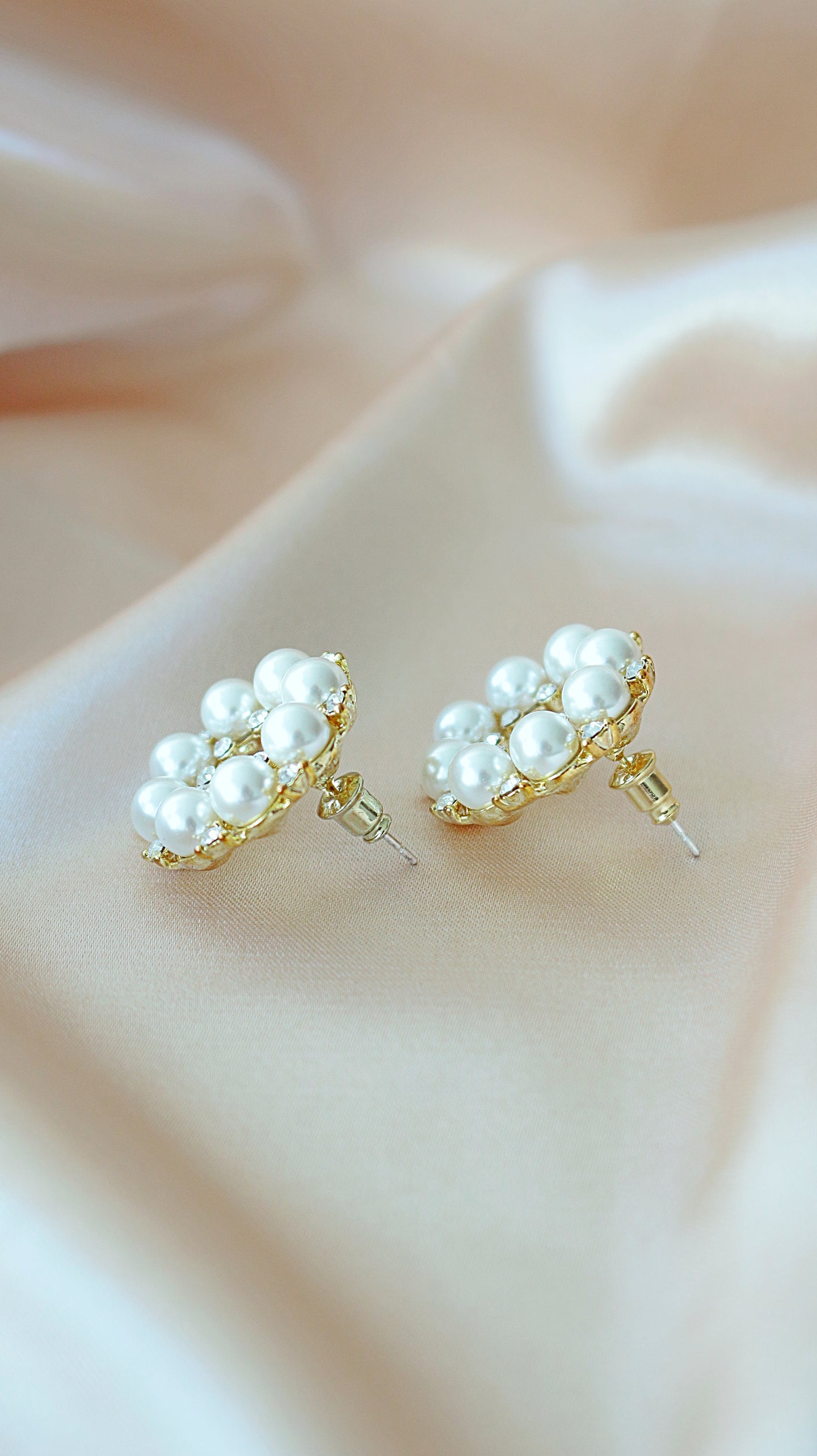 14 Karats Gold Plated Vintage Geometric Stud Earrings, Pearls Earringsz